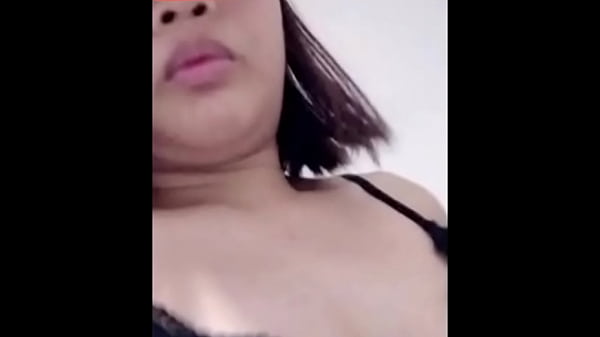 Filipina girl wants money
