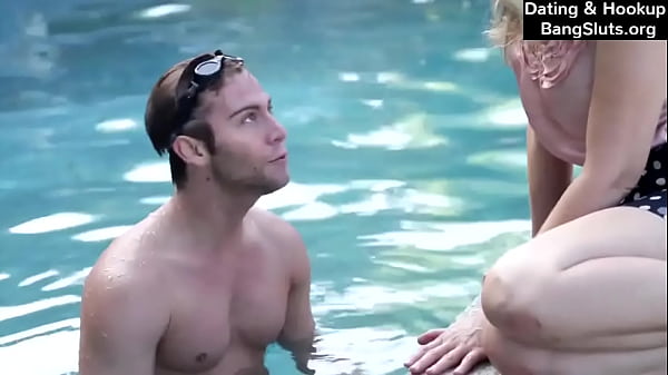 Sexy MILF Cougar Fucking