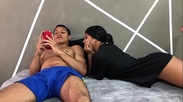 Hermanastro follame bien rico me encanta tu verga entro de mi vagina – porno en español