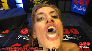 Endlich Wieder Sperma Schlucken (2019) Francys Belle & Silvia Dellai