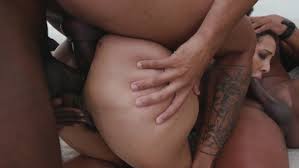Yoga trainer Vitoria Beatriz getting fucked by 3 big cocks with intens DAP, DP lots of anal rimming and wiped cream, chocolates and hot dogs farts (2024)
