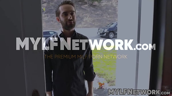 Jasmine Jae is going through a transition. She lost her husband recently and still has not taken the time to try to find love again.