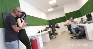 Italian Sluts, Giada arrives to Prague to get fucked in the ass (2020)