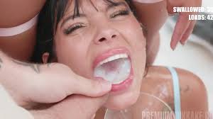 Daniela Garcia Bukkake 3